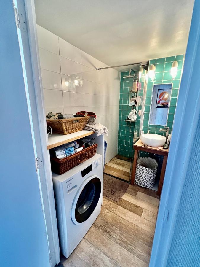Ivy - Classical & Modern Apartment In Lovely Neighbourhood Near Beach Hága Kültér fotó